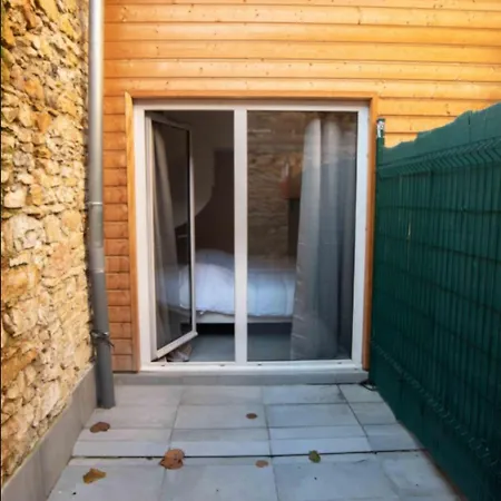 Studio With Balcony In Lyon